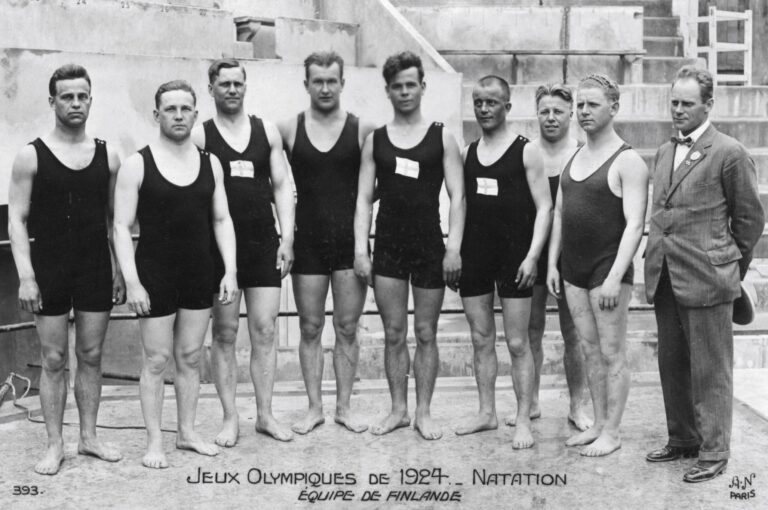 Suomen uintijoukkue Pariisin olympiakisoissa 1924